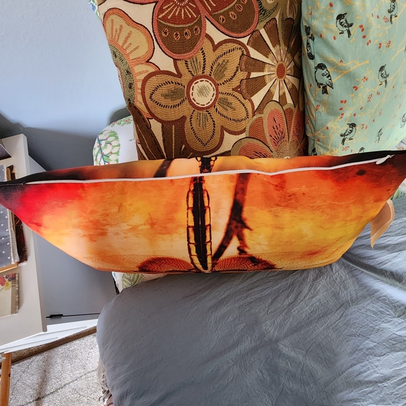 Dragonfly Lumbar Pillow- Brand New and perfect for a holiday gift - Picture 2 of 4